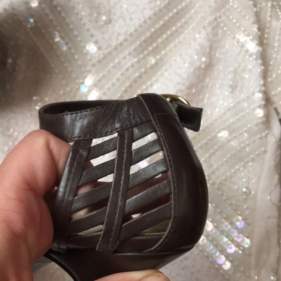 BCBG sexy high heel brown sandals size 9 - Picture 9 of 9